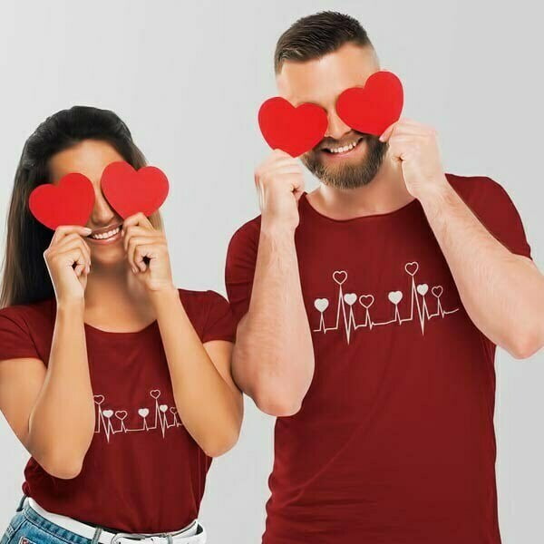 Heart Beat Couples T Shirt in Maroon Colour